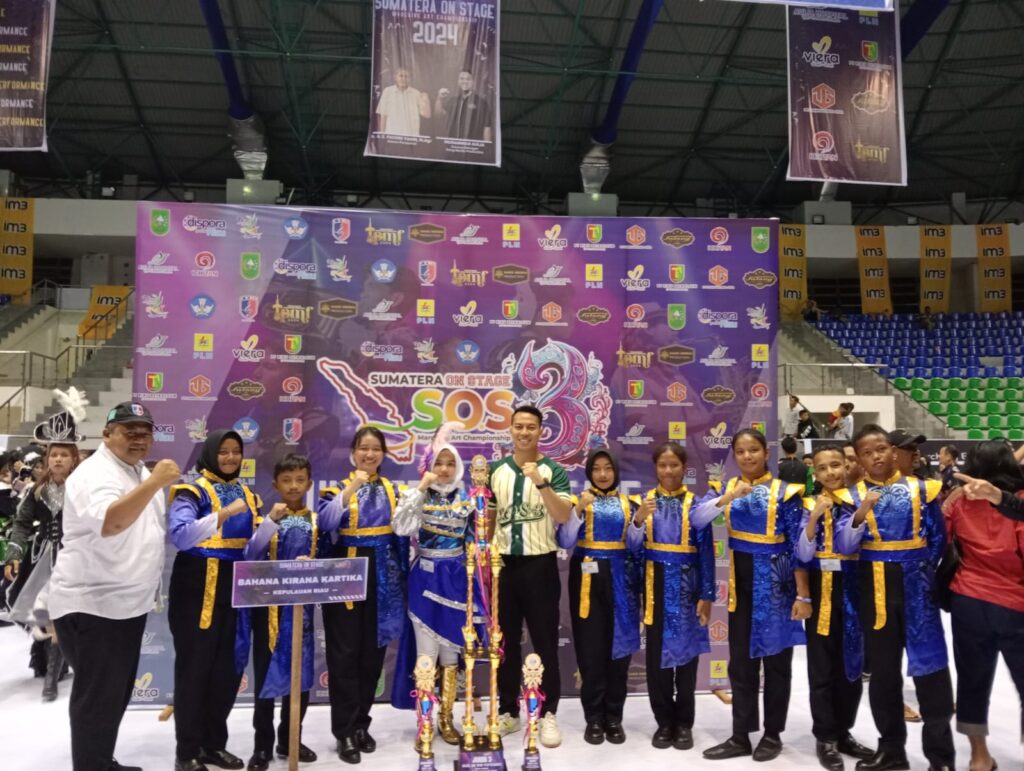 WhatsApp-Image-2024-12-30-at-13.36.45-1-1024x771 Pembagian Hadiah Pemenang Sumatera on Stage Marching Art Championship III 2924