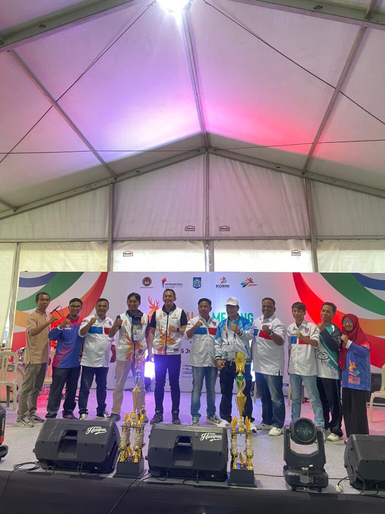 WhatsApp-Image-2025-07-26-at-16.34.15-1-768x1024 Pembukaan Meriah Marching Band Fybi Di Fornas VIII Ntb 2025, Ketua Pusat Fybi Hermanto St Resmi Membuka Ac